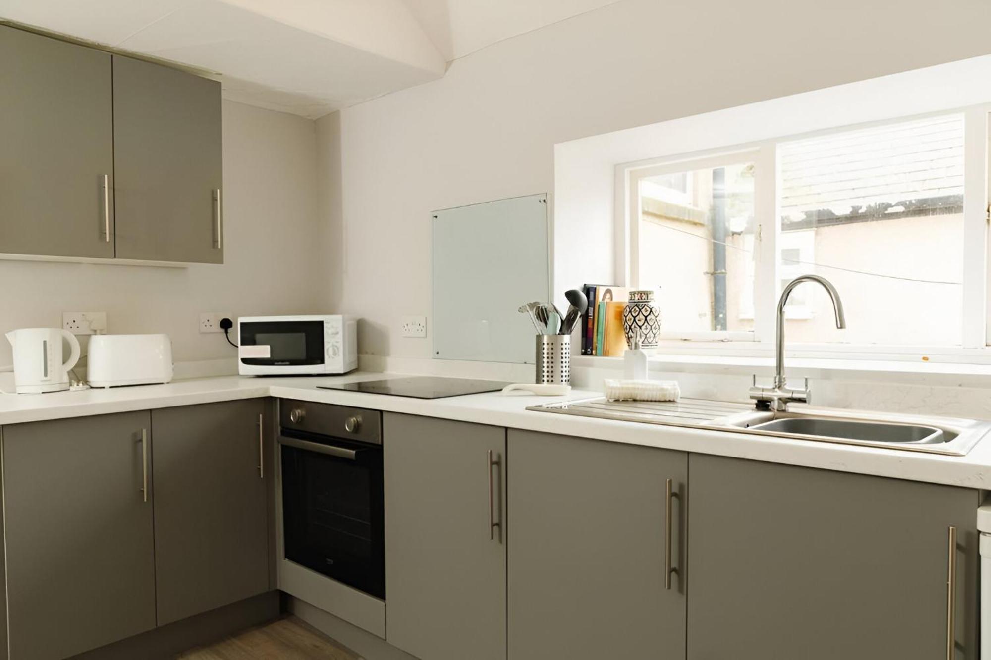 Seaside Escape Peaceful 2br In Picturesque Wales *